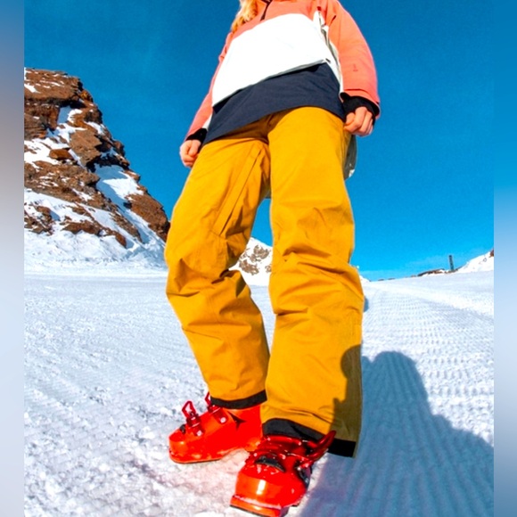 Women’s Adidas Terrex Resort Snow Pants - Picture 8 of 16